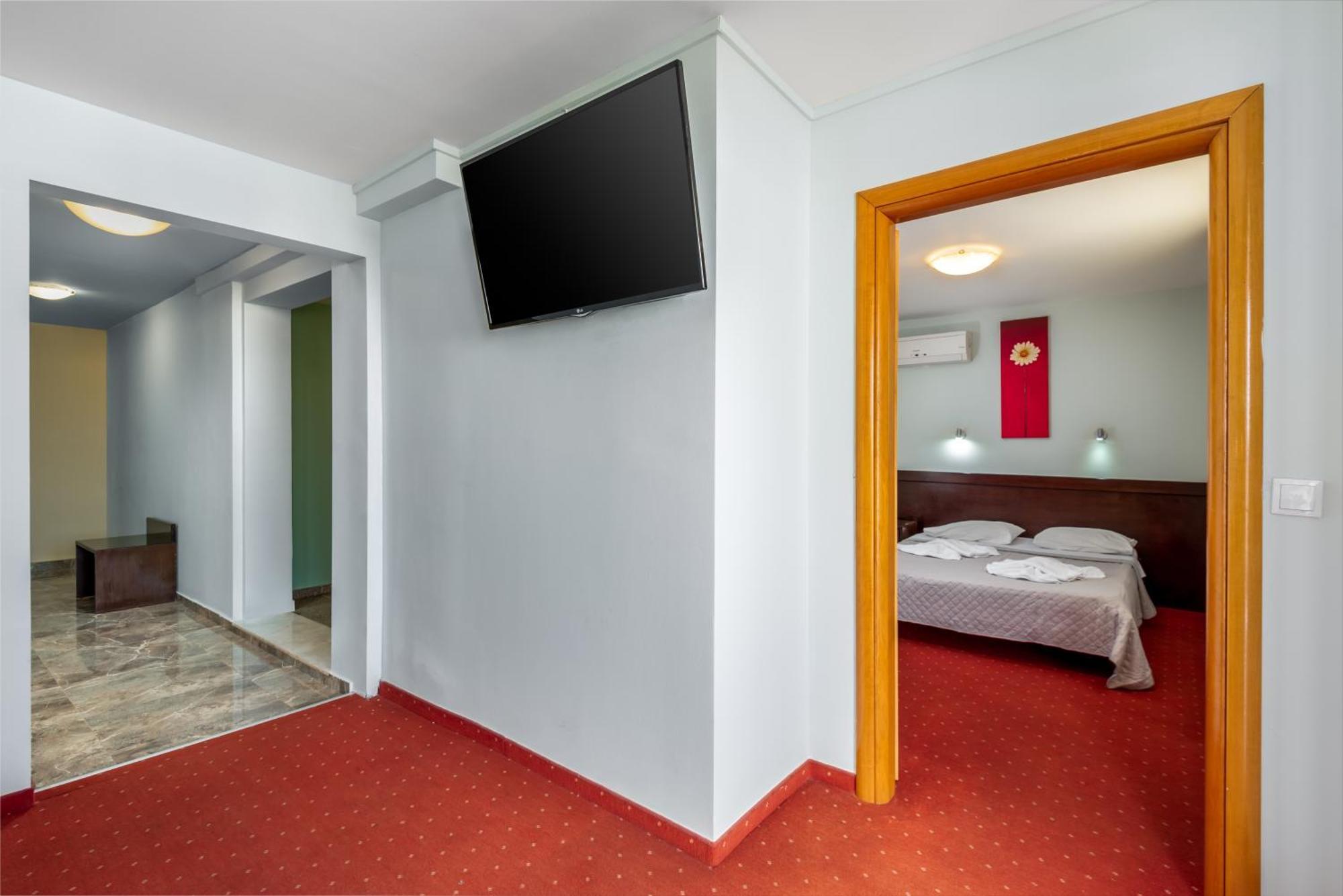 Comfort Hotel Apartments Rhodes City Room photo